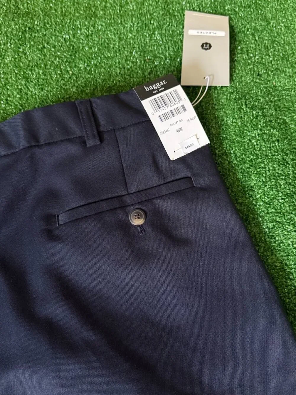 Haggar Cool 18 Performance Golf Shorts Men's Size 40 Navy Classic Pleated NWT